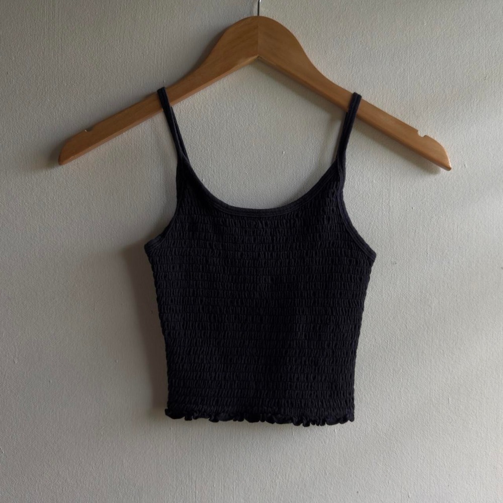 Hollister Black Smocked Cami Crop Top - Size XS⁠